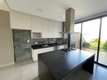 Casa em Condom�nio - Quinta da Mata