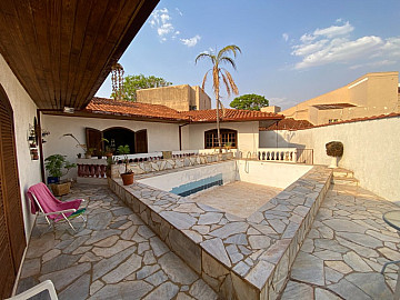 Casa na Ribeir�nia